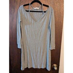 4/$12 LA Relaxed Medium Striped Knee Length Dress